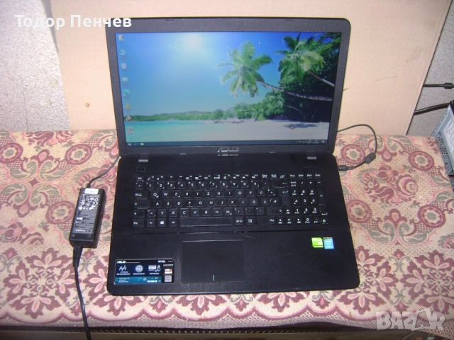 Asus R752L - 17 инча, Core i3 5 Gen, 12 GB RAM, 500 GB HDD, снимка 4 - Лаптопи за дома - 53398890