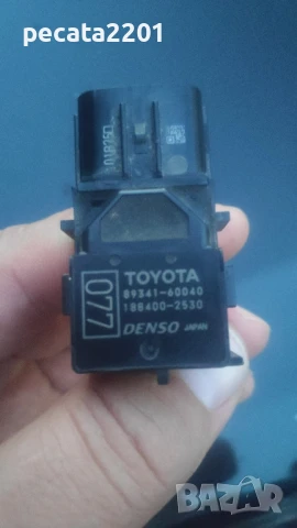 Продавам - оригинален парктроник в предна броня за Lexus GX460, снимка 2 - Части - 51305123