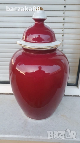 Стара немска порцеланова ваза с капак Урна, снимка 5 - Вази - 53871935