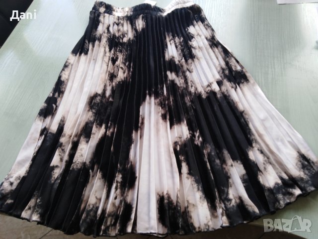 Плисирана пола - нова S и L