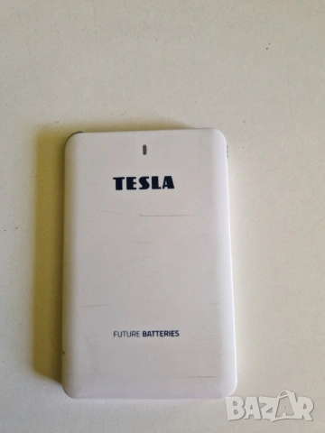 Преносима батерия  TESLA 2500 mAh