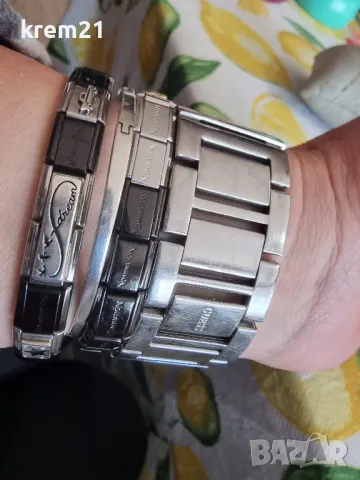 Guess дамски часовник тип гривна, снимка 4 - Дамски - 49585696