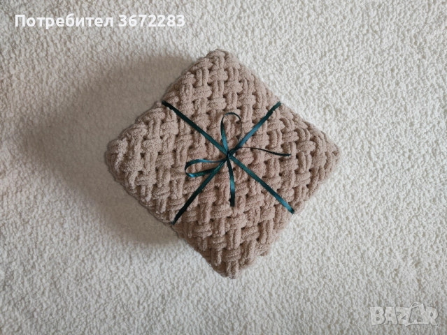 Ръчно плетено одеяло с кант. Изработва се в цвят и размер по избор