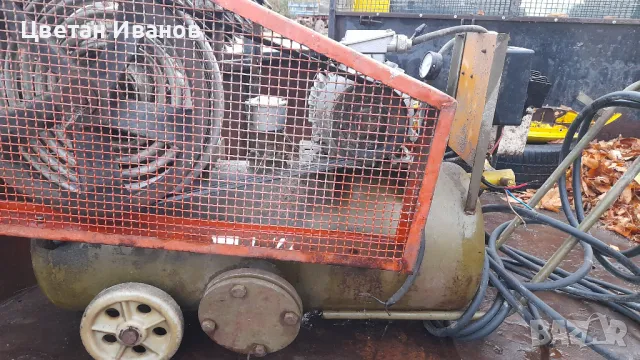 УК - 25 Български Компресор , снимка 3 - Други машини и части - 47984606