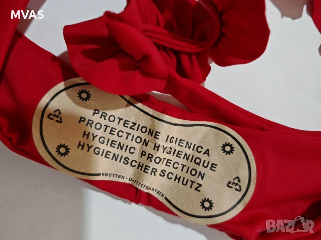 Нов дамски червен бански долнище с волани S M размер, снимка 4 - Бански костюми - 50665741