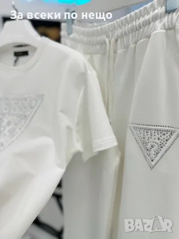 Guess Дамски Спортен Комплект Тениска И Долнище🔝Дамски Спортен Екип Гес Код A583, снимка 3 - Спортни екипи - 50370452