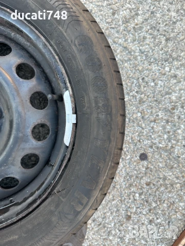 2бр. летни гуми 215/60/16 - Goodyear, снимка 4 - Гуми и джанти - 51359313