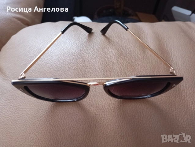 Оригинални автентични слънчеви очила Том Форд , снимка 5 - Слънчеви и диоптрични очила - 51643303