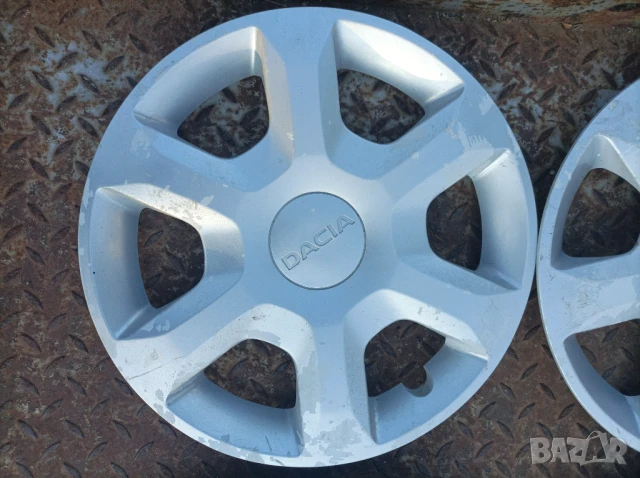 Тасове Дачия Логан/ Докер/ Сандеро 2013 година  15 цола, снимка 3 - Аксесоари и консумативи - 50821844