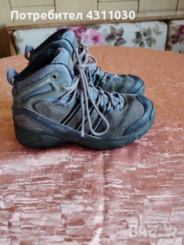 Детски ботушки adidas 29 номер, снимка 6 - Бебешки боти и ботуши - 53365888