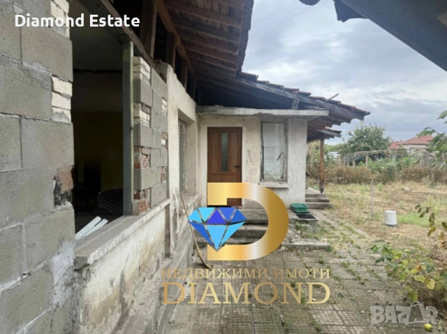 Едноетажна къща в град Първомай