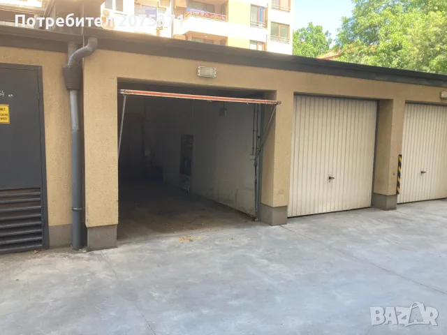 Тухлен гараж, центъра София, снимка 2 - Гаражи и паркоместа - 55975407