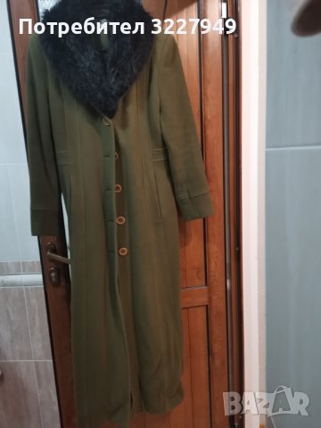 Дълго кашмирено палто в маслено зелено