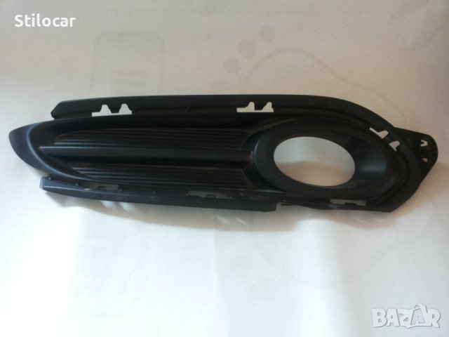 Решетка предна броня за халоген Honda HR-V 2016-2018г, снимка 2 - Части - 42353660