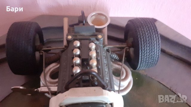 Рядка играчка състезателна кола на SCHUCO 356 175, Brabham Ford Formula 1, снимка 12 - Други ценни предмети - 41564899