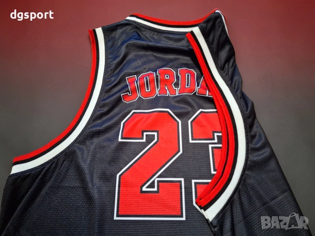 Баскетболен потник на Майкъл Джордан #Чикаго Булс #23# Mitchell&Ness!, снимка 5 - Баскетбол - 52572447