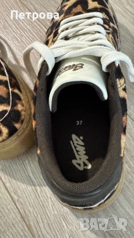 Тигрови сникърси, снимка 3 - Маратонки - 51711067