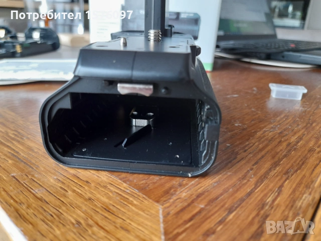 Canon грип BG-E5 за Canon EOS 450D / 1000D / Rebel XSi / Rebel XS, снимка 9 - Батерии, зарядни - 53523886