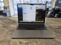 Лаптоп Apple MacBook Air 13.6 M2 2022 16Gb RAM 256Gb SSD, снимка 1