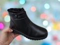  Дамски зимни боти с цип и топъл хастар в черно., снимка 2