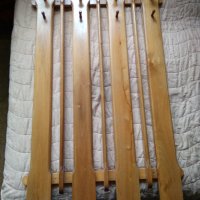 НОВА стенна дървена закачалка за дрехи . При вземане на място във Варна 150 лв . , снимка 1 - Закачалки - 42403968