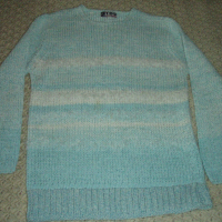 светло син пуловер, снимка 1 - Блузи с дълъг ръкав и пуловери - 36333844