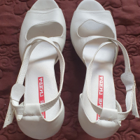 Бели летни официални обувки на ток, 42 размер!, снимка 5 - Дамски обувки на ток - 44792849