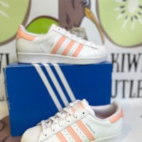 Дамски сникърси Adidas Superstar J , снимка 2 - Маратонки - 40495516