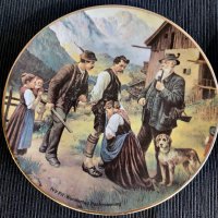 Колекционерски чинии ,за стена,от баварски порцелан, с маркировка , снимка 2 - Колекции - 41346554