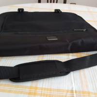 НОВА Чанта „TITAN"  за лаптоп , снимка 1 - Лаптоп аксесоари - 13506816