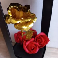 Комплект "златна" роза и сапунени рози с надпис  налично, снимка 2 - Декорация за дома - 39707550