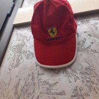 Шапка Ferrari , снимка 1 - Шапки - 42142835