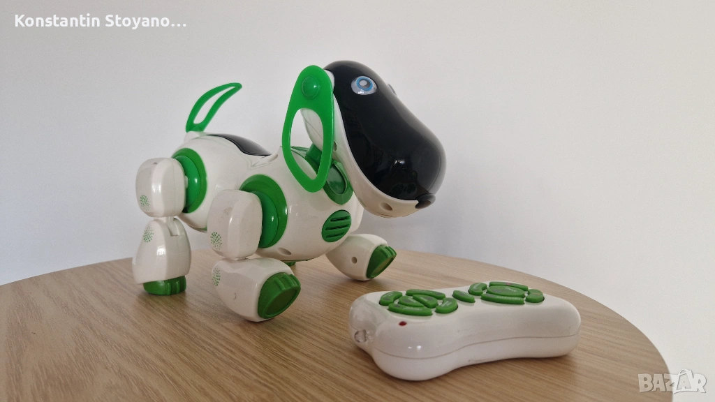 Интерактивна играчка куче с дистанционно управление на български език, снимка 1