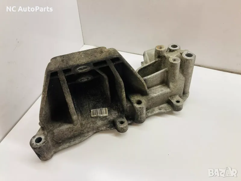 Бракет за двигател за Ивеко Iveco Daily 35S11 2.3 Diesel EURO-5 504386159 F1AE3481 2013, снимка 1