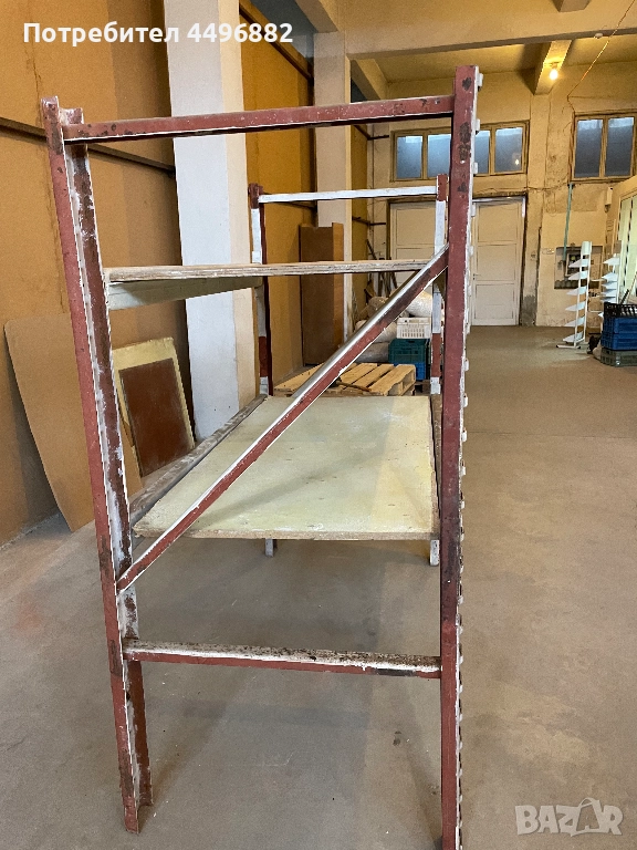 Метални стелажи много здрави и лесно сглобяеми, снимка 1