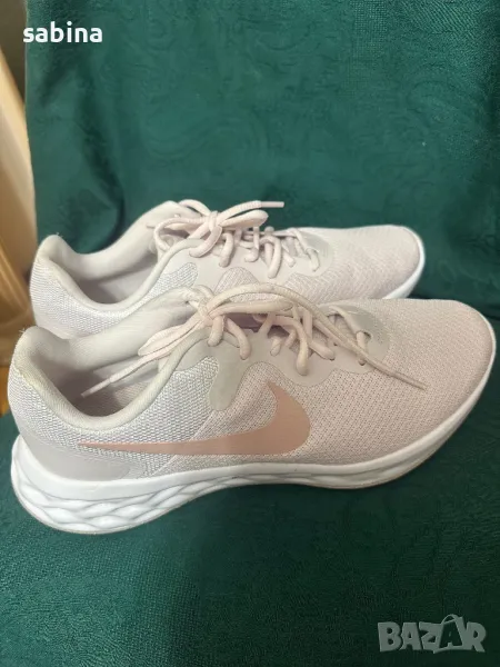 Продавам дамски маратонки Nike, 41/42, стелка 26,5 см, снимка 1