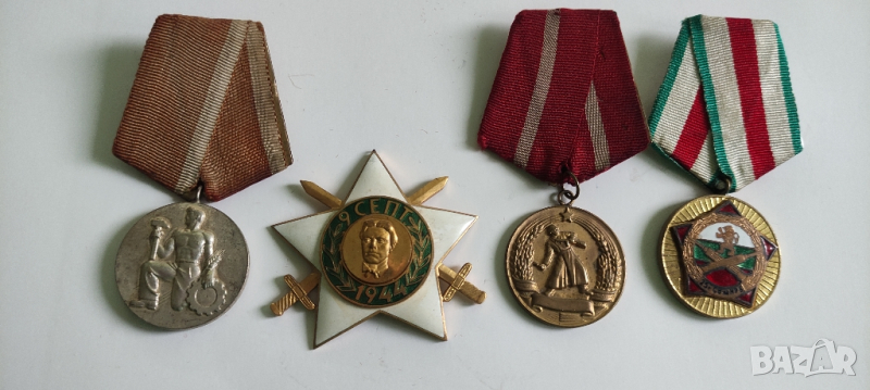Стари медали, снимка 1