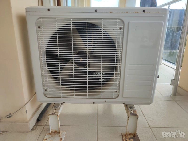 Продавам работещ климатик TCL - 12, снимка 1