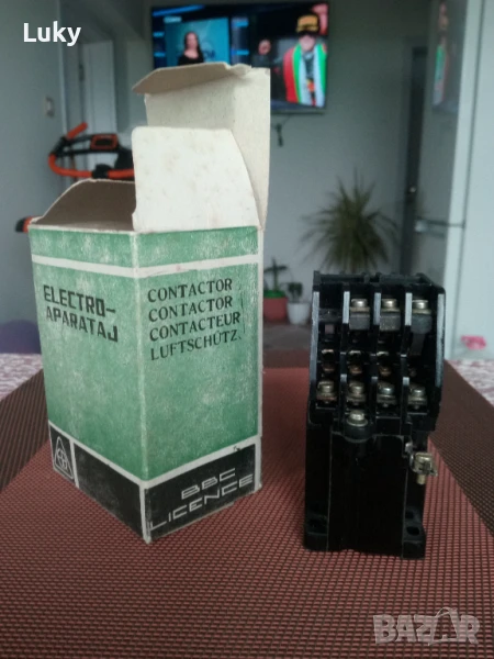 Контактори.Цената е за брой.Всичко,което Ви интересува е на снимките., снимка 1