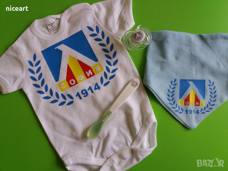 Боди с футболна емблема Левски , снимка 1