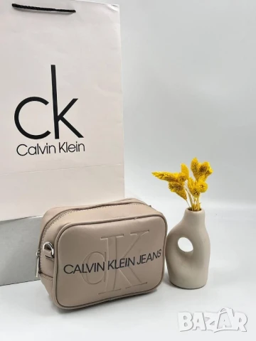 чанти Calvin Klein jeans , снимка 12 - Чанти - 50761744