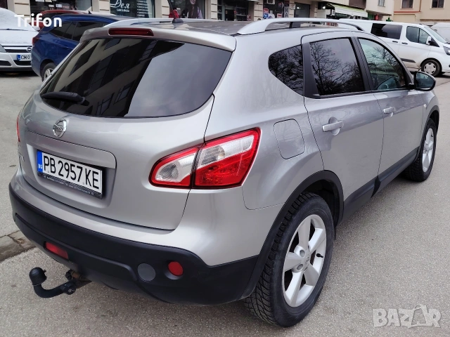 Nissan Qashqai 2.0i Facelift Navi Camera Panorama , снимка 6 - Автомобили и джипове - 53143044