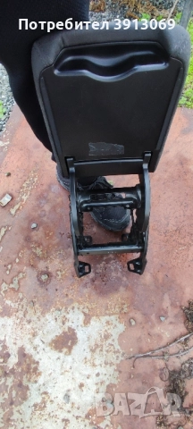 Продавам оригинален подлакътник за Ауди А4 Б8 , снимка 3 - Аксесоари и консумативи - 52508731