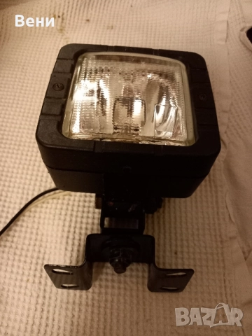 Халогенен фар 