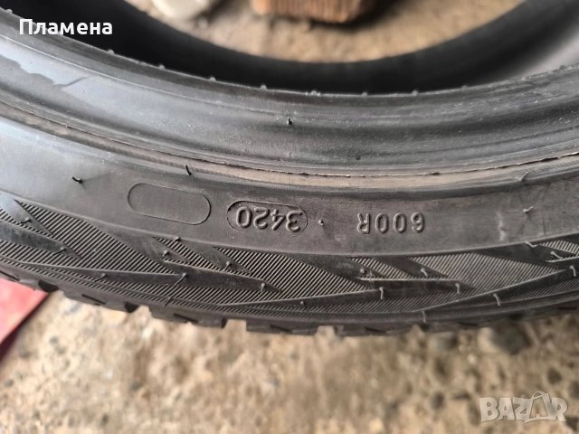 Зимни гуми 255/40/20 4бр, снимка 3 - Гуми и джанти - 52855813