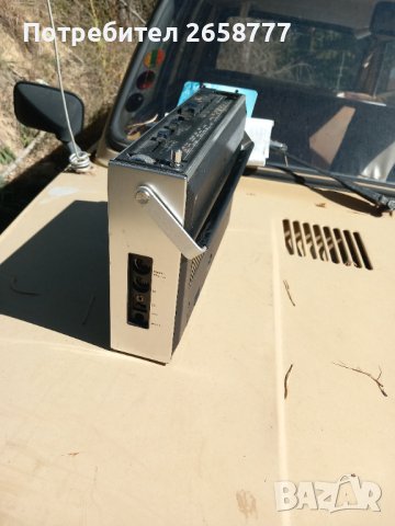 Радиокасетофон SABA, снимка 8 - Радиокасетофони, транзистори - 42538710