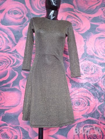 Златиста къса разкроена рокля с лъскав ефект М, снимка 6 - Рокли - 42649675