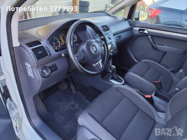VW Touran 2.0 TDI Automatic, Фолксваген Тауран 2.0 TDI Автоматик , снимка 6 - Автомобили и джипове - 52381377