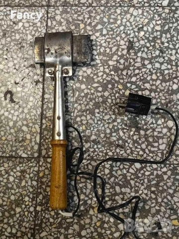 Стар мощен поялник 200 W