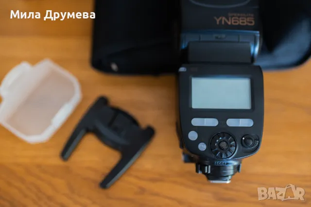 Yongnuo YN685 Nikon i-TTL светкавица, снимка 4 - Светкавици, студийно осветление - 47321461